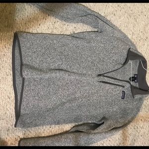 Patagonia zip pull over